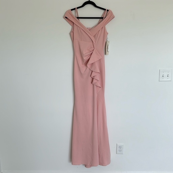 Lenovia - 5206 Ruffle Detailed Off-Shoulder Trumpet Dress - Picture 2 of 13